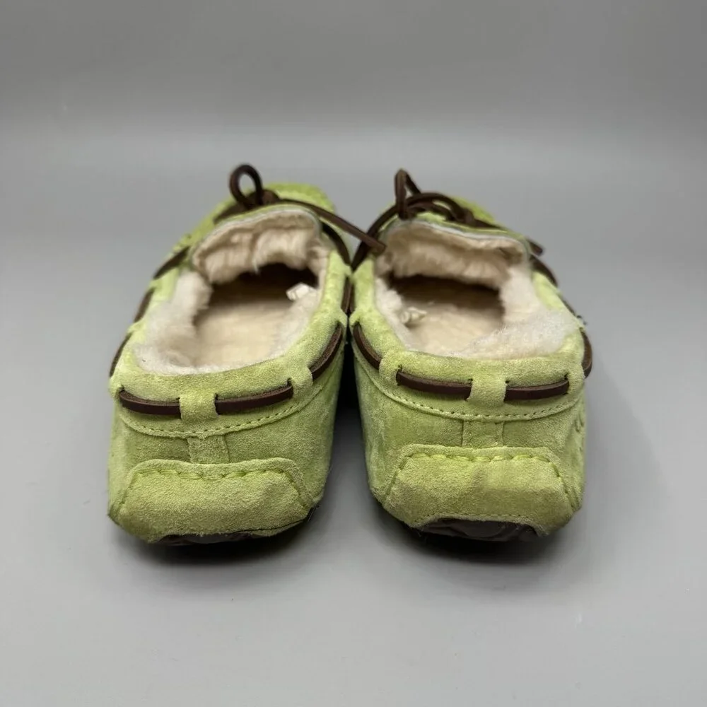 UGG Australia 5612 Women's Dakota Suede Moccasin Slippers Shoes Size 8 Green